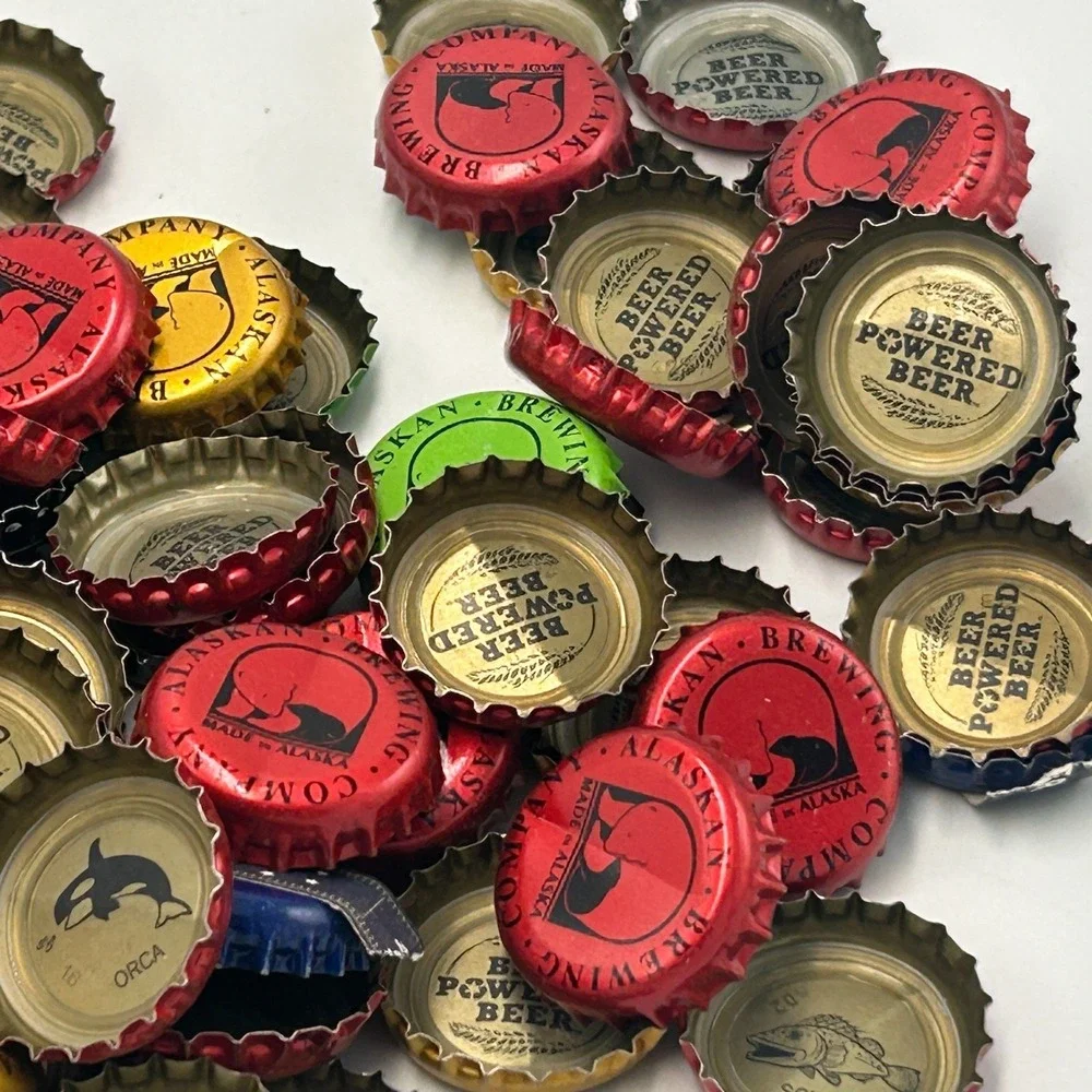 Alaskan Brewing Company Juneau Alaska Amber Beer Lot of 100 Bottle Caps Brewery